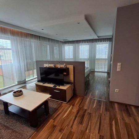 Unicorniselit Apartmanok Eger Exterior foto